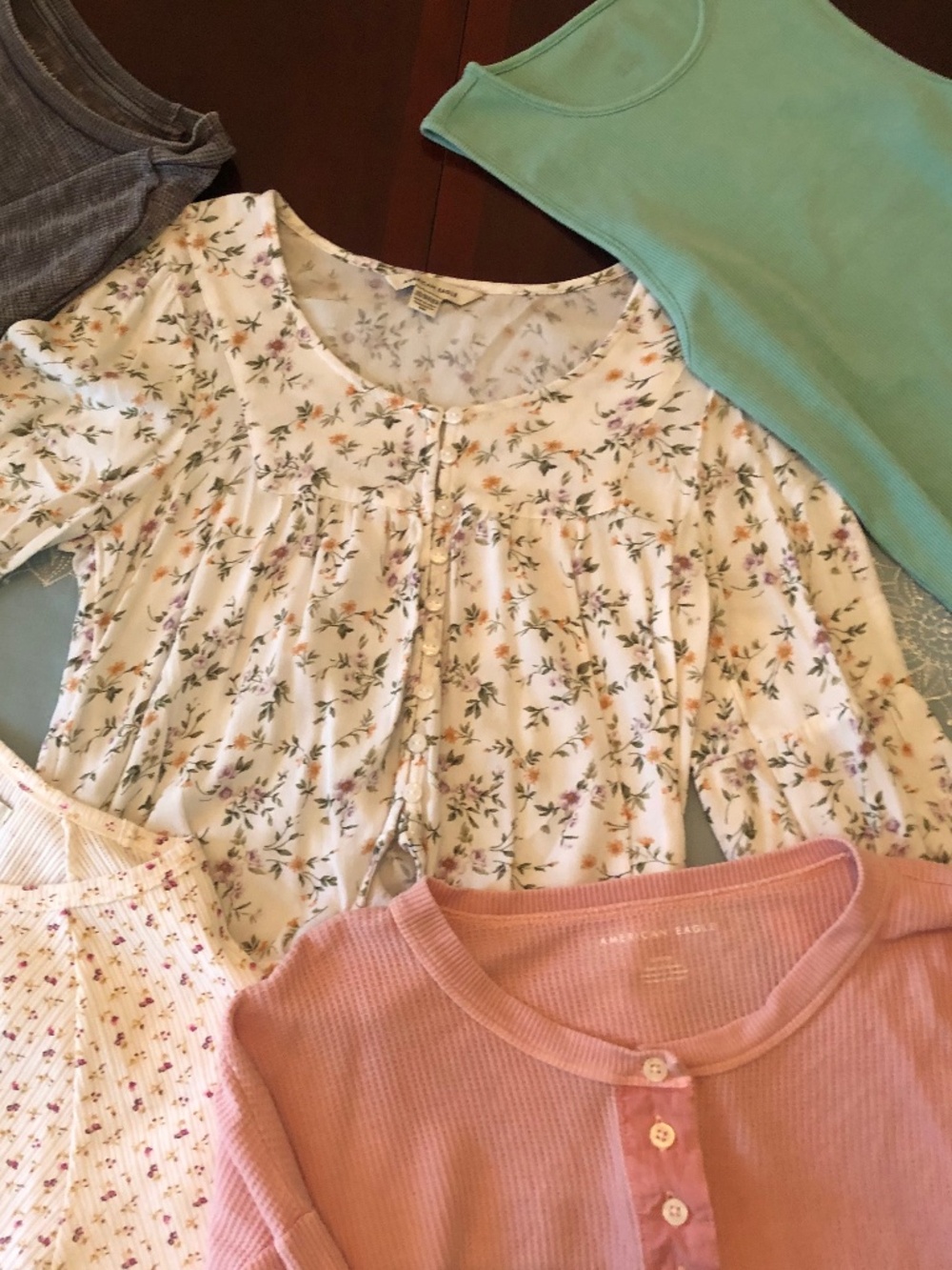 5 American Eagle Girls blouses
